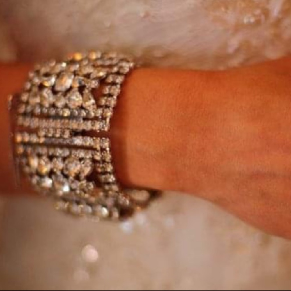 Vintage Rhinestone Statement Bracelet - Picture 2 of 9